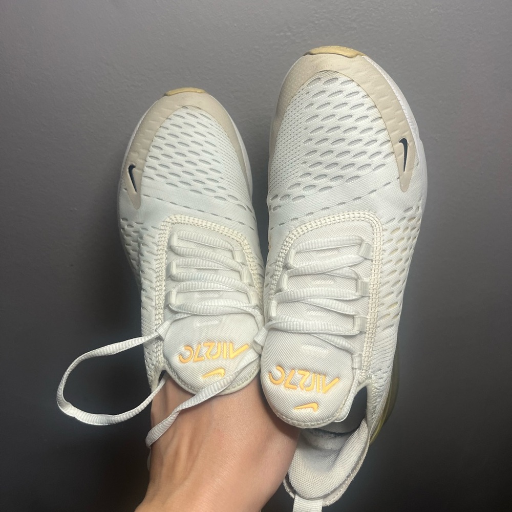 Nike Air Max 270